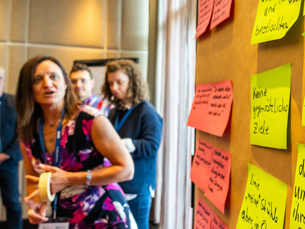 bild bunte post its